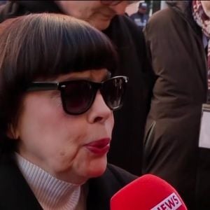 Mireille Mathieu lors des obsèques du 7 janvier 2026 à Saint-Tropez
