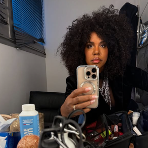 A savoir, Nathalie Loriot, une choriste emblématique.

Nathalie (N'oubliez pas les paroles) sur Instagram