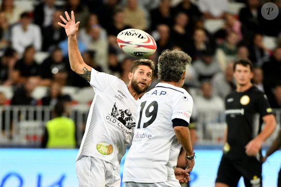 Paga - Le match des Légendes, la rencontre qui mêle le football et le rugby au profit de l'association de P. Olmeta "Un sourire, un espoir pour la vie", s'est déroulé à Nice à l'Allianz Riviera, le 26 septembre 2022. © Bruno Bebert/Bestimage