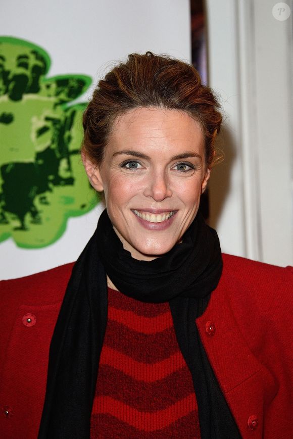 Julie Andrieu participe à la soirée du 10e anniversaire de l'association 'Racines d'Enfance' qui se tient au Grand Palais à Paris, France, le 20 novembre 2014. Photo Nicolas Briquet/Abaca