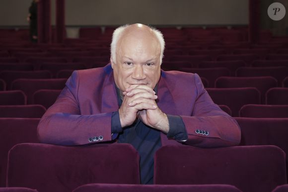 Exclusif - Eric-Emmanuel Schmitt - Enregistrement de l'émission littéraire "Droits d'auteurs" au Théâtre Rive Gauche, présentée par V.Benaim et diffusée le 15 novembre sur C8 en programme de nuit, et sur la plateforme MyCanal à partir du 16 novembre. Le 15 octobre 2023
© Jack Tribeca / Bestimage