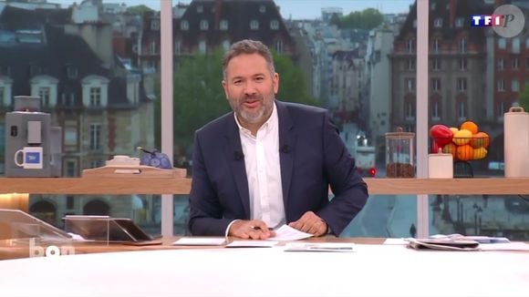 "Il s'agit d'un roman enquête sur un fait divers qui a touché ma famille...".

"Bonjour !", la matinale de "TF1" présentée par Bruce Toussaint