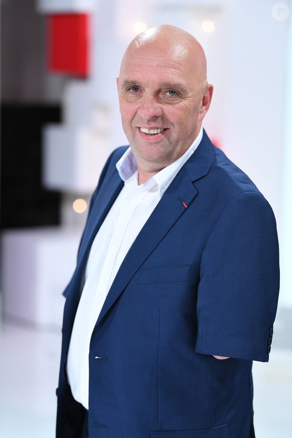 Aujourd'hui, l'animatrice s'explique, indiquant que sur le moment, l'athlète l'a défendue.

Exclusif - Philippe Croizon - Enregistrement de l'émission "Vivement Dimanche" présentée par M. Drucker à Paris le 8 avril 2019 et qui sera diffusée le 14 avril. © Guillaume Gaffiot/Bestimage