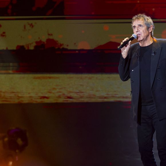 Exclusif - Julien Clerc lors de l'enregistrement de l'émission "Famille je vous aime" présentée par M.Drucker et qui sera diffusée le 29 décembre sur France 3, au studio Rive gauche, à Paris, France, le 2 décembre 2025. © Gaffiot-Perusseau/Bestimage