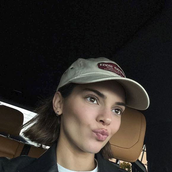 La jeune femme a reconnu être une véritable adepte des thés détox. 

Kendall Jenner sur Instagram Photo Press Service / BESTIMAGE