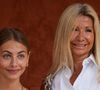 Sa mère a exprimé sa fierté face à son parcours académique international.

Natty Tardivel et sa fille Stella Belmondo au village lors des Internationaux de France de tennis de Roland Garros 2023, à Paris, France, le 9 juin 2023. © Jacovides-Moreau/Bestimage