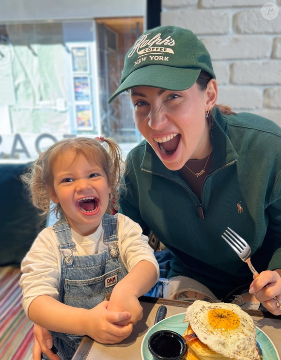 Jill Vandermeulen, ancienne candidate de la "Star Academy", avec Charlie - 5 avril 2025, Instagram