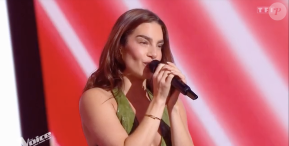 Pendant la deuxième soirée des auditions à l'aveugle de "The Voice" 2025, les téléspectateurs ont pu découvrir l'une des ex de M. Pokor, Scarlett Avedikian, a tenté sa chance 

Scarlett Avedikian dans "The Voice", TF1