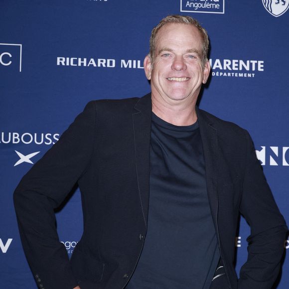 "J'ai acheté un terrain de 60 hectares, pas loin de Sherbrooke, la ville québécoise où j'ai grandi. J'y dispose de deux maisons, à cinq minutes l'une de l'autre."

Garou
Cérémonie de remise des prix au théâtre d'Angoulême.
La 18ème édition du festival du Film Francophone d'Angoulême, samedi 30 août 2025. © Christophe Aubert via Bestimage