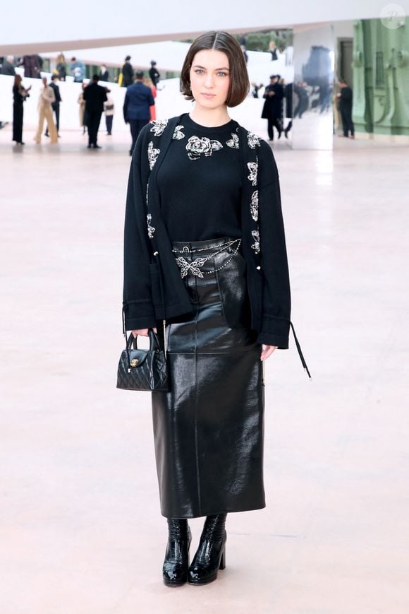 Anamaria Vartolomei - Célébrités au Défilé de Mode Chanel, Collection Haute Couture Printemps / Été 2025, dans le cadre de la Fashion Week de Paris, France, le 27 Janvier 2025. 

© Bertrand Rindoff / Bestimage
