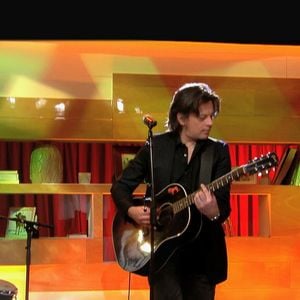 Ils ont ensuite eu une fille ensemble, Louise, 6 ans aujourd'hui.
Benjamin Biolay et Sofia Wilhelmi à "C à vous" en 2016 à Paris. ©France TV