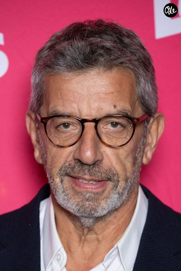 Michel Cymes assiste à la cérémonie des « Télé Loisirs Awards 2024 » le 23 septembre 2024 à Paris, en France. Photo : Nasser Berzane/ABACAPRESS.COM