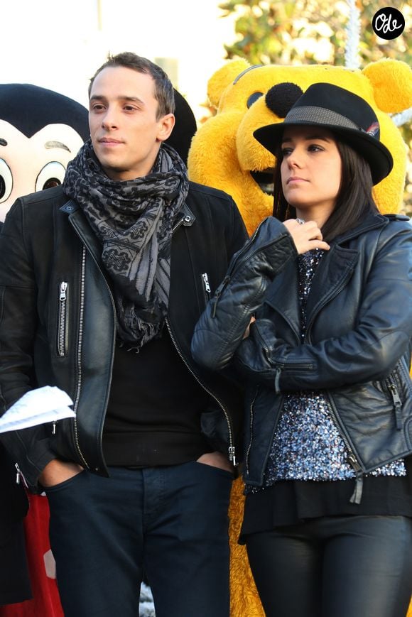 Exclusif - La chanteuse Alizee officialise sa relation avec son compagnon le danseur Gregoire Lyonnet lors du coup d'envoi des illuminations de Noel a Ajaccio le 7 decembre 2013  AGENCE / BESTIMAGE
