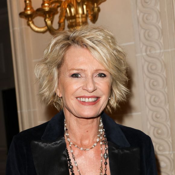 À 63 ans, Sophie Davant a partagé une photo d’elle en pleine partie de padel sur Instagram.

Sophie Davant rejoint le casting de l'émission "Danse avec les stars 2025" - Sophie Davant - 46ème édition du Gala "Best Awards" à l'hôtel Georges V à Paris. © Coadic Guirec / Bestimage
