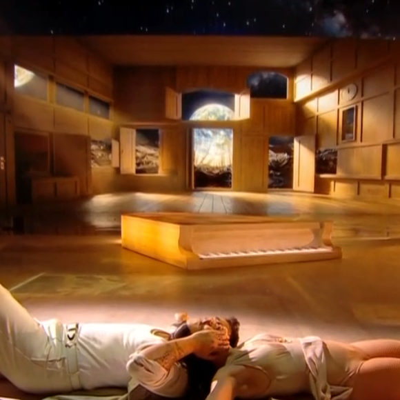 Le duo a offert une prestation bouleversante

Lucie Bernardoni et Christophe Licata lors du prime 3 de "Danse avec les stars 2026" sur TF1 le 13 février 2026.