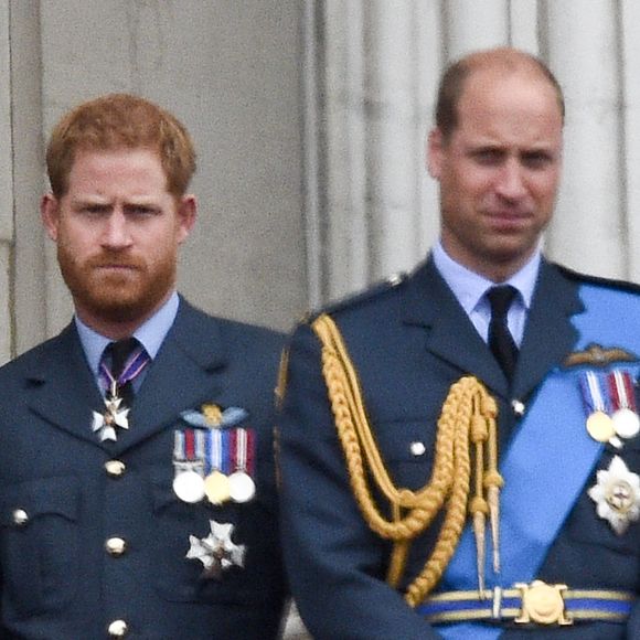 Le prince Harry, duc de Sussex, le prince William, duc de Cambridge - La famille royale d'Angleterre lors de la parade aérienne de la RAF pour le centième anniversaire au palais de Buckingham à Londres. Le 10 juillet 2018. © Agence / Bestimage