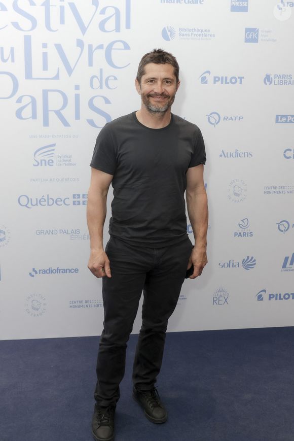 En 2019, il y a cofondé Fraîche, un concept de frigos connectés proposant des repas de chefs en entreprise.

Bixente Lizarazu, lors du Festival du Livre à Paris, France, le 13 avril 2024. © Jack Tribeca / Bestimage