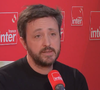 Décédée à 31 ans seulement, Clémentine Vergnaud (journaliste au service web de franceinfo) a laissé derrière elle son mari Grégoire Lecalot.

Grégoire Lecalot, le mari de la journaliste décédée Clémentine Vergnaud, s'exprime pour la première fois sur France Inter, le 23 juin 2024.