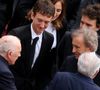 Mitoyen du Clos-des-Lambrays appartenant à Bernard Arnault, le Clos de Tart symbolise aussi la rivalité entre les deux patrons. Une bataille de prestige.

François Pinault, Frédéric Arnault, Bernard Arnault et Antoine Arnault lors de l'hommage national du général d'armée Jean-Louis Georgelin sur l'esplanade des Invalides à Paris, France, le 25 août 2023. 

© Dominique Jacovides/Bestimage
