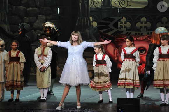 La chanteuse de 83 ans est actuellement en tournée dans toute la France

Chantal Goya présente son nouveau spectacle Le Chateau Hante au Palais Des Congres a Paris. Photo by APS-Medias/ABACAPRESS.COM