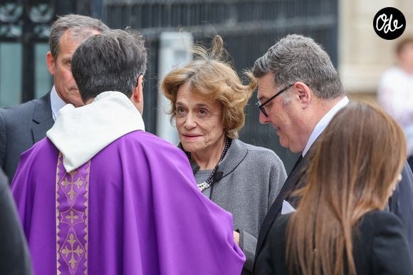 Caroline Pigozzi lors des funérailles de B. Chirac à la basilique Sainte-Clotilde à Paris (7e) le 12 juin 2026. L’ancienne première dame de France est décédée le 5 juin 2026 à l’âge de 93 ans. 
© Jacovides / Liewig / Bestimage 

Les funérailles de B. Chirac à la basilique Sainte-Clotilde à Paris (7e) le 12 juin 2026. L’ancienne première dame de France est décédée le 5 juin 2026 à l’âge de 93 ans.