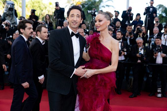 Adrien Brody et sa compagne Georgina Chapman - Montée des marches du film « Vie privée  » lors du 78ème Festival International du Film de Cannes, au Palais des Festivals à Cannes. Le 20 mai 2025
© Olivier Borde/ Bestimage