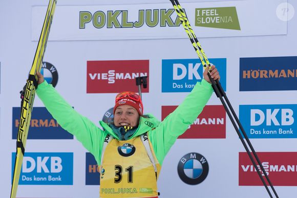 Laura Dahlmeier (Allemagne) remporte le 7,5 km sprint lors la coupe du monde de biathlon à Pokljuka en Slovénie, le 9 décembre 2016. PacificPressAgency / Bestimage