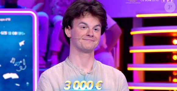 A seulement 22 ans, il est chef d'orchestre.

Cyprien, candidat des "12 Coups de midi", sur TF1.