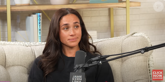 Sur Instagram, elle a partagé une photo de la soirée avec la légende : "Je remercie mon mari, mes amis et ma famille pour avoir rendu ce moment si spéciale." 


Meghan Markle dans l'émission The Jamie Kern Lima Show - Youtube 28 avril 2025
