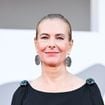 Pour garder un ventre plat à 69 ans, Carole Bouquet a choisi une approche différente