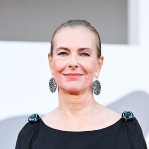 Carole Bouquet prend un soin tout particulier de son corps et de sa silhouette.
Carole Bouquet à la 83e édition du Festival du Film de Venise
© Mla/AGF via ZUMA Press