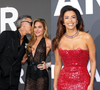 Le gala de l'amfAR, événement caritatif organisé en marge du Festival de Cannes, s'est tenu ce jeudi à l'Hôtel du Cap-Eden-Roc.

Eva Longoria, Robbie Williams et sa femme Ayda Field - Photocall du gala " amfAR by Chopard " à l'Hôtel du Cap-Eden-Roc à Antibes, lors du 79ème Festival International du Film de Cannes. 
© Jacovides-Moreau / Bestimage