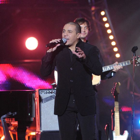Mais sa relation avec son ex femme Anissa Raiah, mère d'Enzy, s'est dégradée. 

Le chanteur Faudel au concert de la tolérance 2009 organisé par M6 à Agadir, Maroc le 17 octobre 2009. Photo par Gouhier-Psaila/ABACAPRESS.COM