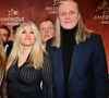 “Je suis désolée de ne pas répondre à tout le monde, je suis très fatiguée, dès que j’aurai plus de force, je prendrai le temps de le faire !”, poursuit-elle
Emmanuel Petit et sa compagne - 104ème édition du Prix d'Amérique 2025 à l'hippodrome Paris-Vincennes le 26 janvier 2025. © Christian Liewig/Bestimage