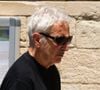L’ancien sélectionneur Raymond Domenech a tenu à rendre hommage à Bernard Lacombe

Raymond Domenech aux arrivées des Obsèques de Bernard Lacombe en l'église Saint-Louis de Fontaines-sur-Saône près de Lyon, France, le 25 juin 2025. © Romain Doucelin/Bestimage
