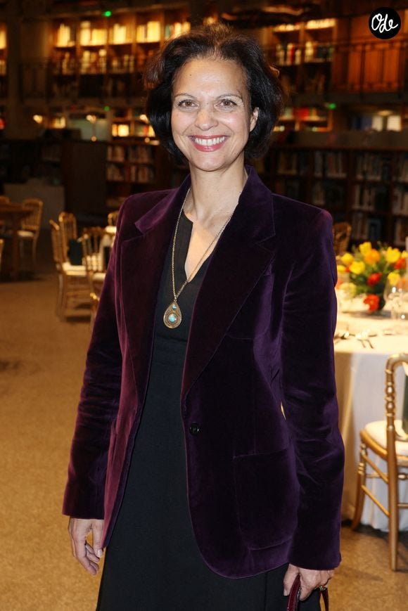 Aujourd'hui, elle travaille pour le Groupe bancaire BNP Paribas, en tant que responsable du mécénat et déléguée générale de sa Fondation...

Isabelle Giordano assiste au dîner de gala "Moteur !" à la Bibliothèque nationale de France, à Paris, le 25 mars 2024. Photo de Jérôme Domine/Abaca