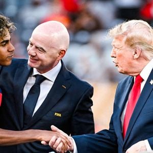 Selon le "New York Post", Donald Trump verrait en lui un candidat idéal pour succéder à Antonio Guterres au poste de secrétaire général de l'ONU, estimant qu'il est "respecté de tous dans le monde et a une capacité spéciale à unir les gens".
L'Espagne remporte la Coupe du Monde FIFA 2026 (FIFA World Cup 2026) pour la deuxième fois de son histoire. SPP / PsnewZ / Bestimage