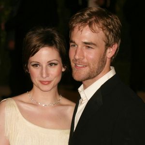 La première épouse de l'acteur est sortie du silence sur Instagram pour rendre un vibrant hommage posthume a celui qui a partagé sa vie entre 2003 et 2009

James Van Der Beek, la star de la série pour adolescents des années 1990 "Dawson's Creek", est décédé mercredi à l'âge de 48 ans après une bataille contre le cancer, a annoncé sa femme sur les médias sociaux.
Crédit : Backgrid USA / Bestimage