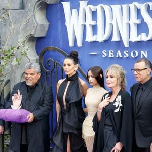 Londres, ROYAUME-UNI  Les membres du casting dont Catherine Zeta-Jones et Jenna Ortega et les invités spéciaux font une entrée remarquée sur le tapis rouge à Westminster. La soirée célèbre la première du nouveau film de Tim Burton, The Addams Family. Juillet. Backgrid UK/ Bestimage