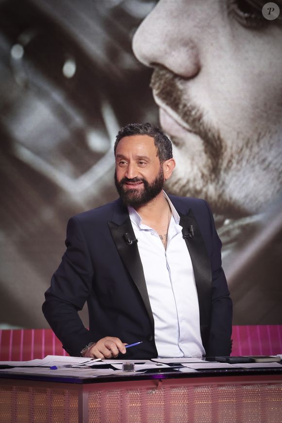 Exclusif - Cyril Hanouna, sur le plateau de l’émission « TPMP » présentée par C.Hanouna et diffusée en direct sur C8, Paris, France, le 11 février 2025. © Jack Tribeca / Bestimage