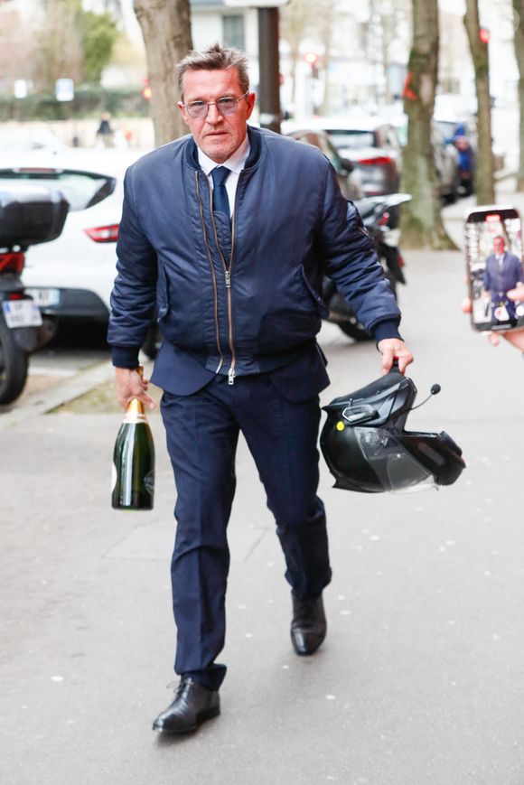 Exclusif - Benjamin Castaldi - Arrivées au plateau de la dernière émission "Touche pas à mon poste" (TPMP) diffusée en direct sur C8 avant la fermeture de la chaine le 28 février, à Paris, France, le 27 février 2025. © Christophe Clovis/Bestimage
