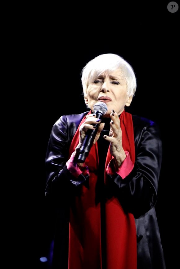 Nicole Croisille est décédée à l'âge de 88 ans. 
Nicole Croisille lors de la soirée d'hommage au compositeur Francis Lai au Grand Rex à Paris.

© Cédric Perrin / Bestimage