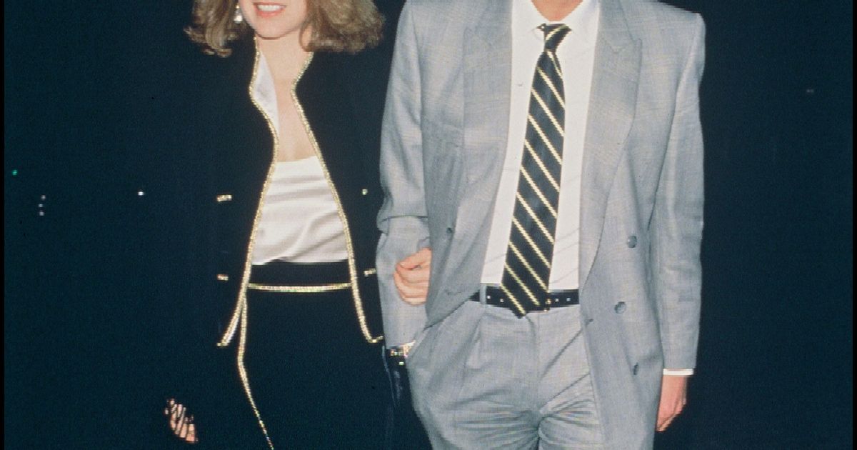 Nathalie Baye : Ce geste maladroit de Johnny Hallyday pour l'impressionner, Jamel Debbouze l'a imité malgré lui avec Mélissa Theuriau