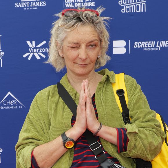 Corinne Masiero a ouvert les portes de cette demeure pas comme les autres aux caméras des journalistes de "Sept à huit" : l'émission de TF1 lui a consacré son traditionnel portrait, diffusé ce dimanche 30 novembre 2025.

Corinne Masiero - 4e édition du festival du film de Demain à Vierzon le 4 juin 2025. © Coadic Guirec/Bestimage