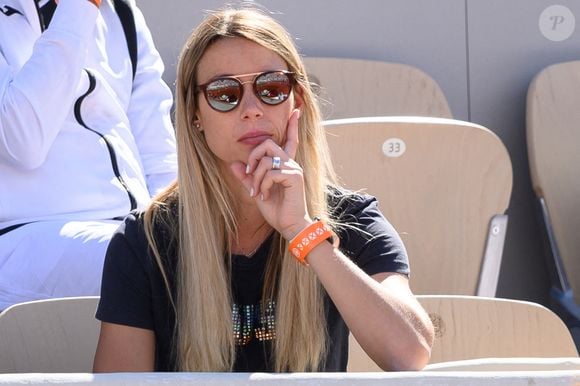 María Isabel Nadal  tient une grande place dans ses vies affective et professionnelle.
María Isabel Nadal regarde un match depuis les tribunes pendant les Internationaux de France de tennis à Roland Garros le 27 mai 2022 à Paris, France. Photo Laurent Zabulon/ABACAPRESS.COM