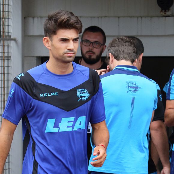 Enzo Zidane, fils de Zinedine Zidane et joueur de football professionel, participe à son premier match officiel avec son nouveau club Espagnol le "Deportivo Alaves" en amical contre le club Français TFC, Toulouse Football Club, à Saint Jean de Luz le 19 Juillet 2017. © Patrick Bernard-Christophe de Prada/ Bestimage
