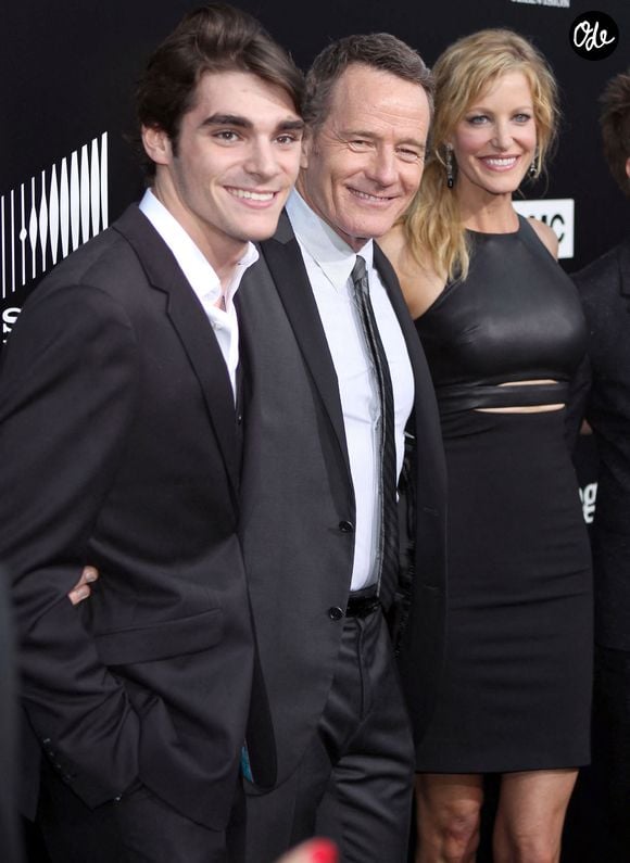 RJ Mitte, Bryan Cranston, Anna Gunn, Aaron Paul lors de la première du dernier épisode ''Breaking Bad'' à Los Angeles. © AdMedia via ZUMA Press / Bestimage Wire / Bestimage