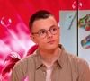 Il impressionne par ses connaissances... qui mettent parfois à mal la production.

Emilien sur le plateau des "Douze coups de midi"