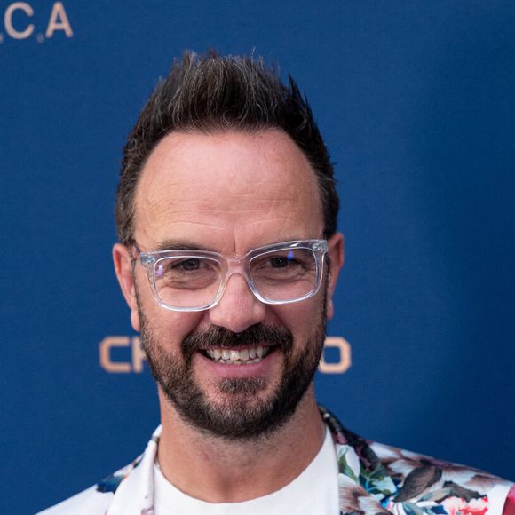 Autre habitude : celle de ne rien jeter. "J'ai des Tupperware à la maison, je fais des salades avec ce qui reste...", a précisé celui qui préfère ne rien gâcher. 

Jarry participe à la séance photo organisée à l'occasion du 12e gala caritatif « Charity Champ Seeds » à la Mouratoglou Academy & Resort de Biot, en France, le 21 juin 2026. Photo de Laurent Coust/Abacapress.com