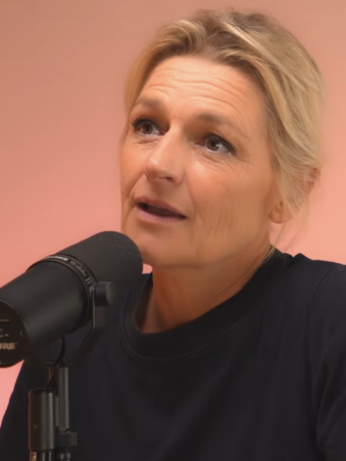 "Plutôt que d'aller au cinéma, au parc ou au musée..." : cette activité pas comme les autres qu'Anne-Elisabeth Lemoine faisait avec l'un de ses fils